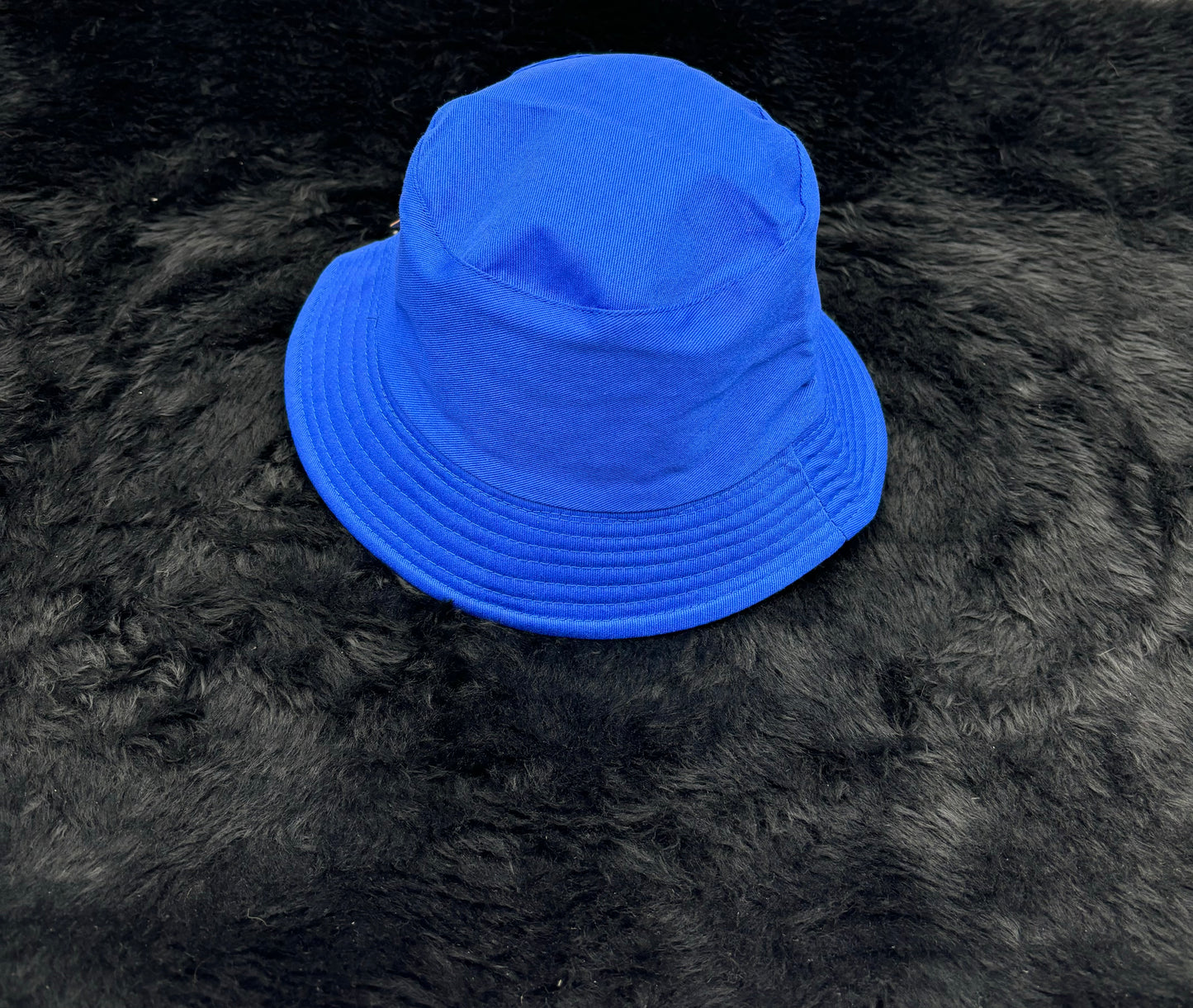 Royal blue children’s bucket hat